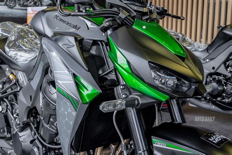 Ảnh chi tiết Kawasaki Z1000 ABS và Z1000 R Edition ABS 2019