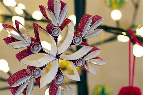 So Out Right Now: Quilled Christmas Decorations