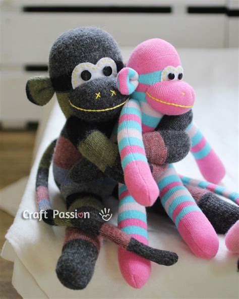 Sock Monkey DIY – Learning Sewing | BurdaStyle.com