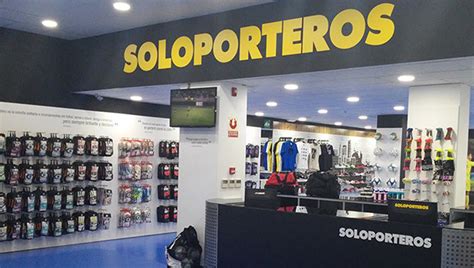 Soloporteros inaugura oficialmente su tienda de Sevilla ...