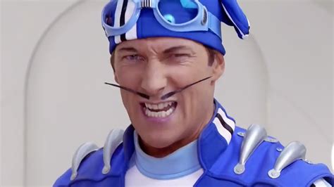 Sportacus  LazyTown  tiene un cosplay tan perfecto que ...