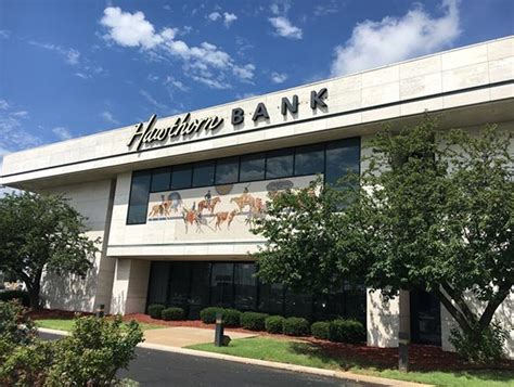 Springfield Banking Center | Our Locations | Hawthorn Bank