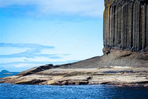 Staffa, una isla de las Hébridas Interiores en Argyll y ...