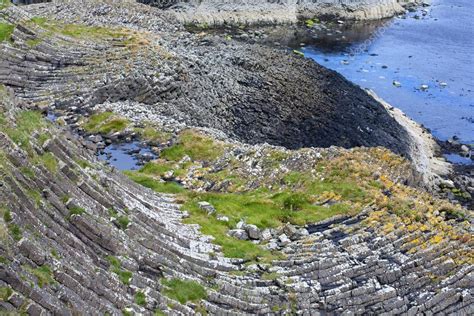 Staffa, una isla de las Hébridas interiores en Argyll y ...