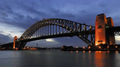 Stichtag   19. März 1932: Die Sydney Harbour Bridge wird ...