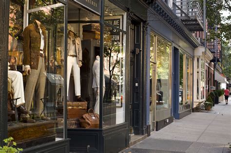 Stores for Great Discount Shopping in New York City