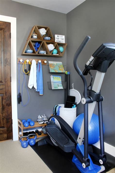 Stylish Home Gym Ideas for Small Spaces | Gym room at home ...