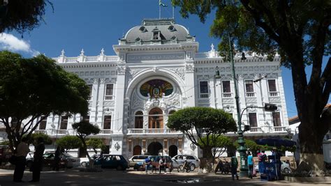 Sucre, capital constitucional de Bolivia | Dando una Vuelta