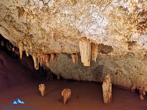 suelo cueva de pozalagua | TurismoVasco.com