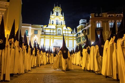 Suspenden procesiones de Semana Santa en España por coronavirus | EL ...