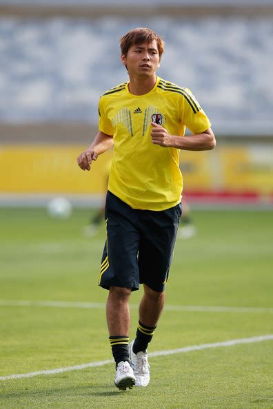 Takashi Inui Pictures   Japan Training and Press ...