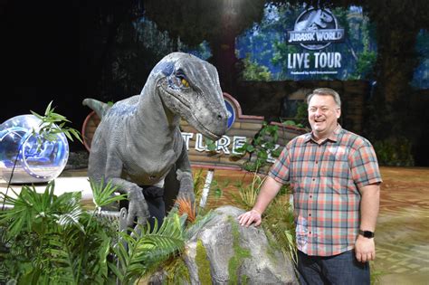 Take a peek behind the scenes of Jurassic World Live Tour   Dad Logic