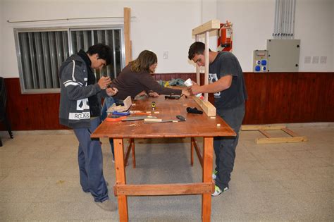 Taller de carpintería municipal: aprendizaje y compromiso con la ...