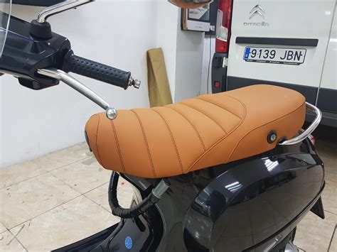 Tapizado de asientos de motos   FUNDITEX TAPICERÍA BARCELONA
