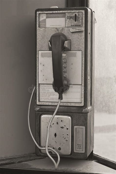 Teléfono De Pago Del Vintage   Teléfono Viejo De La Paga Con La Ranura ...