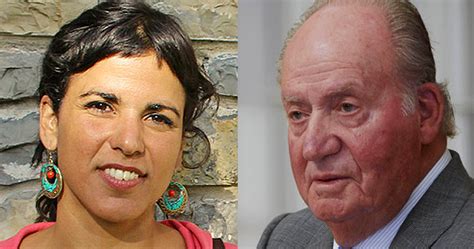 Teresa Rodríguez:  Juan Carlos I no se va, huye. Alguien debería ...