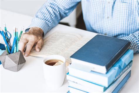 The 10 Best Investing Books for Beginners in 2021