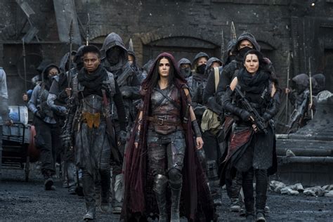 The 100 Season 5 Episode 5 Review: Shifting Sands
