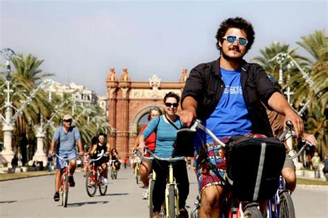 The 7 Best Barcelona Bike Tours for 2020 ~ Enjoy the ride!