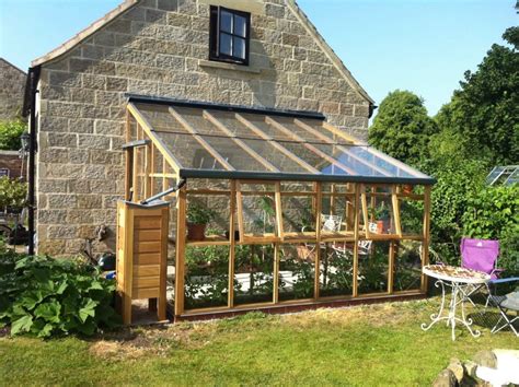 The Advantages Of A Lean To Greenhouse | Lean to greenhouse, Best ...