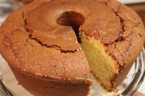 The best ever homemade lemon pound cake | I Heart Recipes