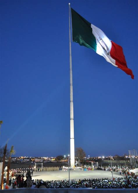 The biggest flown #flag in the world. #Piedras #Negras # ...