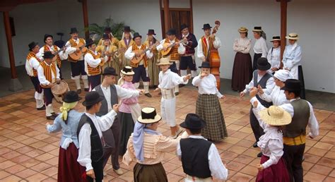 The Canarian folk music【 Music and Dances 】   VillaGranCanaria