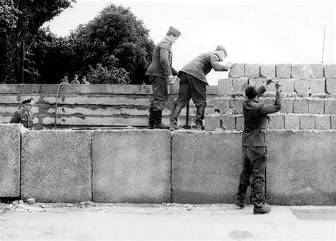 The Construction of the Berlin Wall, 1961 ~ Vintage Everyday