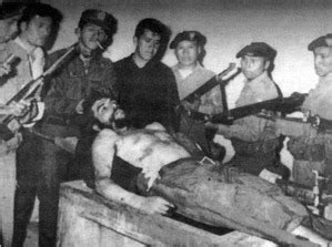The death and capture of Che.   Che Guevara