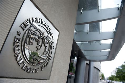 The International Monetary Fund: What it is and What it Does