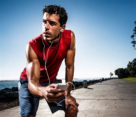 The Most Popular Running Songs of the Year | Running songs ...