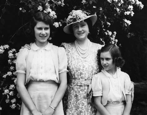 The Queen mother with her daughters Queen Elizabeth II ...