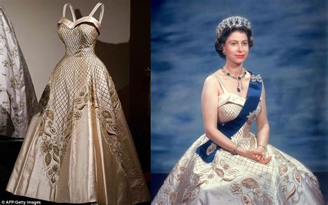 The Queen s dresses to be showcased in Buckingham Palace ...