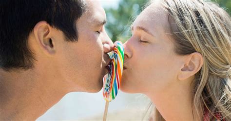 The Real Reason People Enjoy Kissing In Public