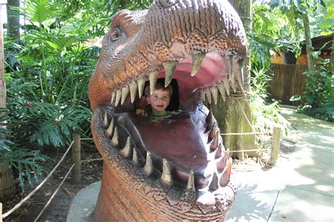 The Right On Mom Vegan Mom Blog: Why Dinosaur World Beats ...