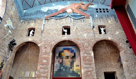 The surrealist experience of the Dali Theatre Museum, in ...