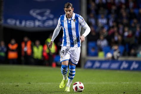 Theo Hernandez Biography: Age, Height, Achievements ...