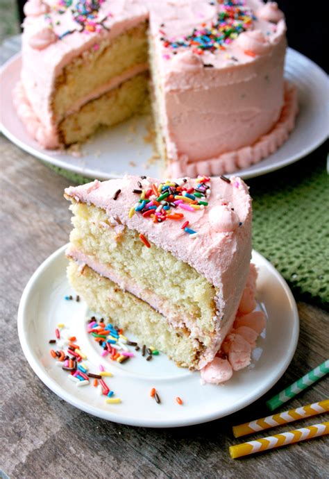 These 50 Smash Cakes Are Perfect To Ring In Year One