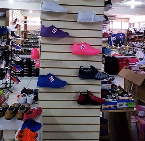 Tiendas Rodas Ofrece variedad en calzado deportivo – DIARIO ROATÁN