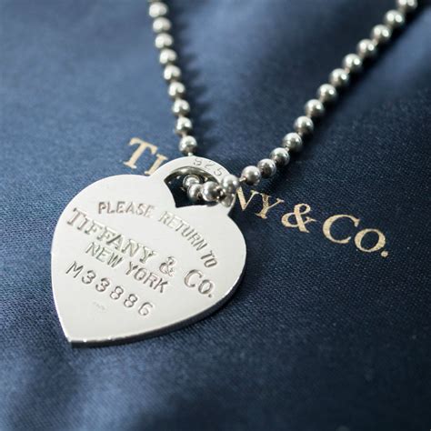 Tiffany & Co. Return to Tiffany Heart Sterling Silver Necklace on 34 ...