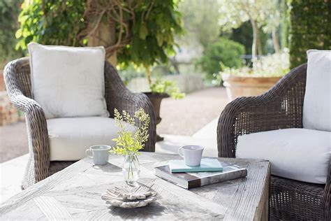 Tips for Buying Outdoor Furniture