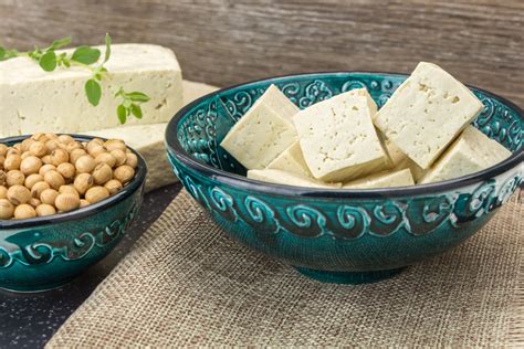 Tofu o queso de soja, alimento vegetal y fuente de proteínas