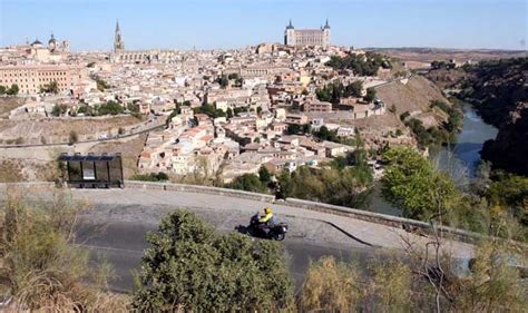 Toledo, Spain. | Toledo, Paris skyline, Natural landmarks