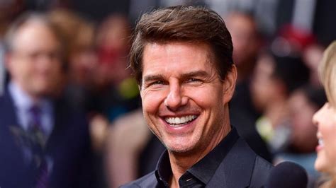 Tom Cruise joins Instagram, shares behind the scenes ...
