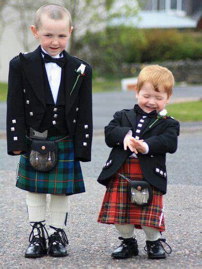 Toooo cute! | Men in kilts, Kilt, Scotland