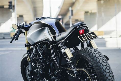 Top 10 Cafe Racers of 2017 | Return of the Cafe Racers