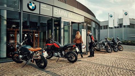 Top 10. Razones para comprar tu moto en un concesionario oficial de BMW ...