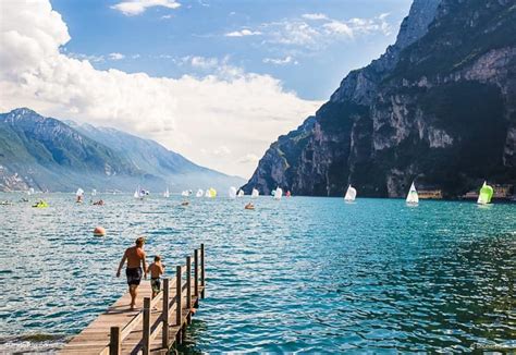 Top 10 Staggering Italian Lakes | Places To See In Your ...