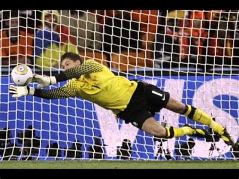 TOP 20 Best Goalkeepers In The World 2012   YouTube