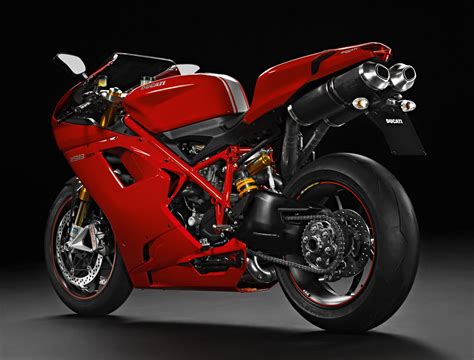 Top Motorcycle Wallpapers: 2011 Ducati 1198SP Superbike